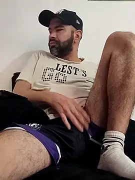 hairyandbigmann online show from 02-05-26, 02:35