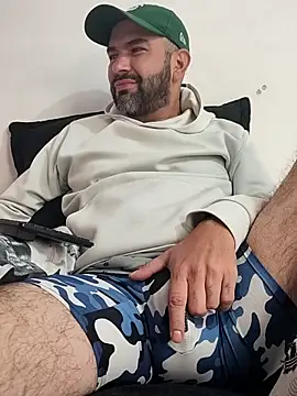 hairyandbigmann online show from 02-26-26, 06:30