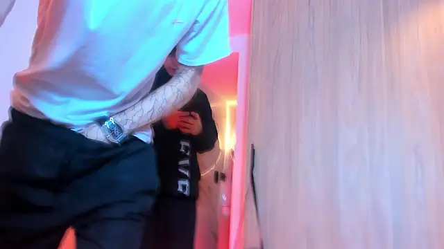 Snapshot of TheBatMansion chatting on 01-31-26, 11:25 TheBatMansion online show from 01-31-26, 11:25