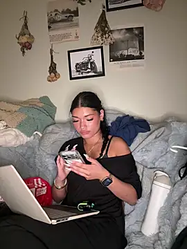 ellianajean online show from 06-05-26, 04:50