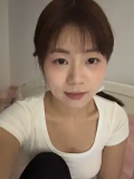 Snapshot of Nana-3 chatting on 03-20-26, 03:02 Nana-3 online show from 03-20-26, 03:02