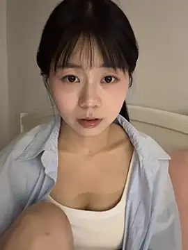 Snapshot of Nana-3 chatting on 03-16-26, 03:15 Nana-3 online show from 03-16-26, 03:15