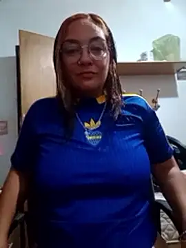 Snapshot of kuramaqueen chatting on 04-15-26, 03:23 kuramaqueen online show from 04-15-26, 03:23