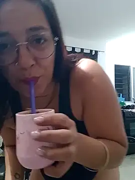 Snapshot of kuramaqueen chatting on 02-25-26, 03:51 kuramaqueen online show from 02-25-26, 03:51