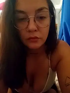 Snapshot of kuramaqueen chatting on 02-05-26, 11:44 kuramaqueen online show from 02-05-26, 11:44