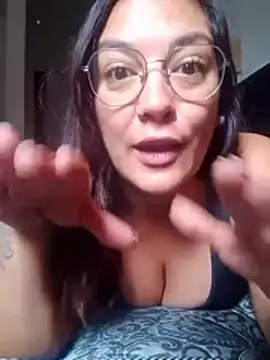 Snapshot of kuramaqueen chatting on 02-26-26, 05:57 kuramaqueen online show from 02-26-26, 05:57