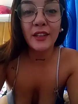 Snapshot of kuramaqueen chatting on 02-11-26, 11:15 kuramaqueen online show from 02-11-26, 11:15