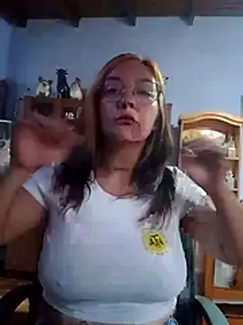 Snapshot of kuramaqueen chatting on 04-04-26, 09:43 kuramaqueen online show from 04-04-26, 09:43