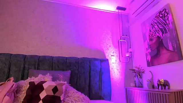 Aleera Walton online show from 03-26-26, 07:23