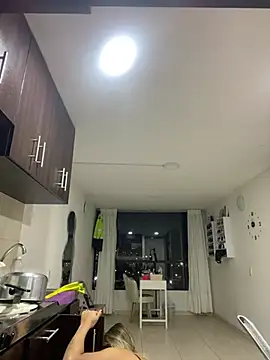 sweetlove- online show from 04-21-26, 01:42