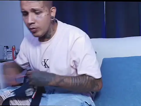 blackout9703 online show from 02-14-26, 03:18