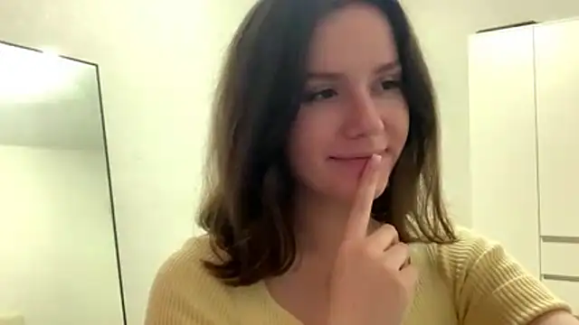 Snapshot of cherishedwish chatting on 02-23-26, 12:01 cherishedwish online show from 02-23-26, 12:01