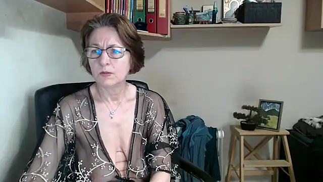 Snapshot of katemodel chatting on 05-31-26, 07:58 katemodel online show from 05-31-26, 07:58