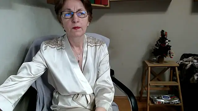 katemodel online show from 01-09-26, 08:10