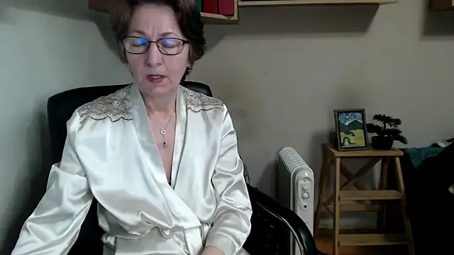 katemodel online show from 03-01-26, 06:57