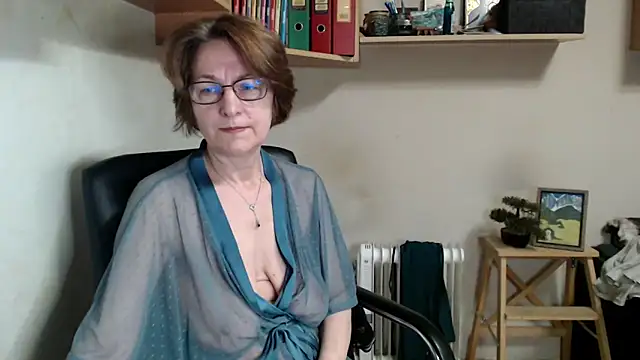 Snapshot of katemodel chatting on 05-18-26, 07:35 katemodel online show from 05-18-26, 07:35