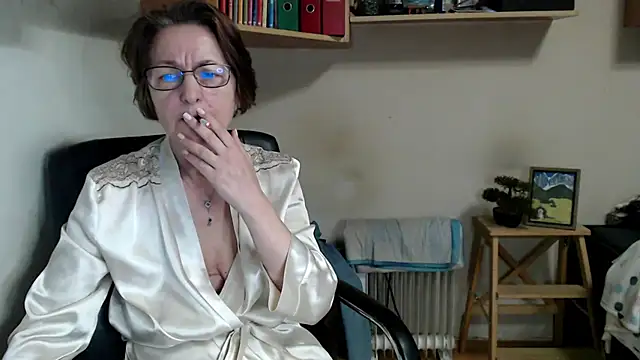 Snapshot of katemodel chatting on 05-16-26, 10:36 katemodel online show from 05-16-26, 10:36
