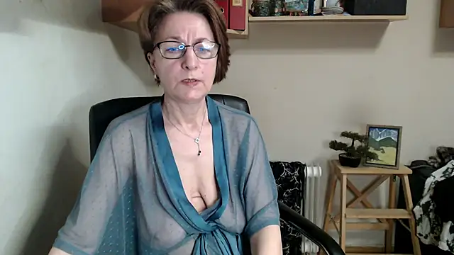 Snapshot of katemodel chatting on 05-25-26, 07:40 katemodel online show from 05-25-26, 07:40