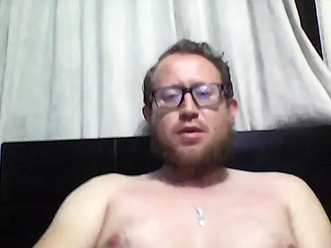 Snapshot of Ecuhot8976 chatting on 06-04-26, 04:50 Ecuhot8976 online show from 06-04-26, 04:50