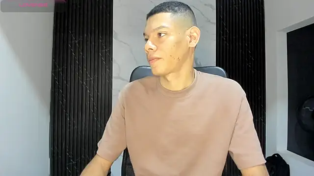 milo cruz  online show from 02-09-26, 03:26