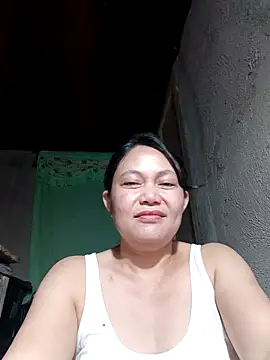 Snapshot of hotpinay_45 chatting on 02-20-26, 06:26 hotpinay 45 online show from 02-20-26, 06:26