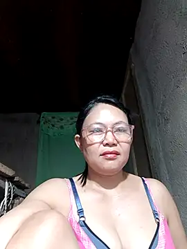Snapshot of hotpinay_45 chatting on 02-24-26, 12:00 hotpinay 45 online show from 02-24-26, 12:00