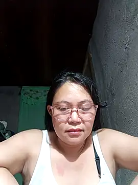 Snapshot of hotpinay_45 chatting on 02-03-26, 03:04 hotpinay 45 online show from 02-03-26, 03:04