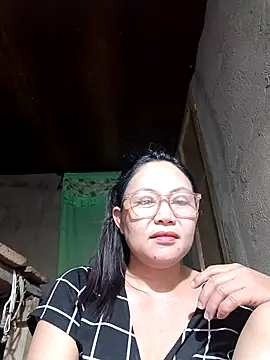 Snapshot of hotpinay_45 chatting on 02-25-26, 06:13 hotpinay 45 online show from 02-25-26, 06:13