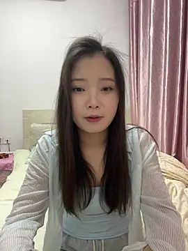 BIGBABYYEYE online show from 04-18-26, 01:57