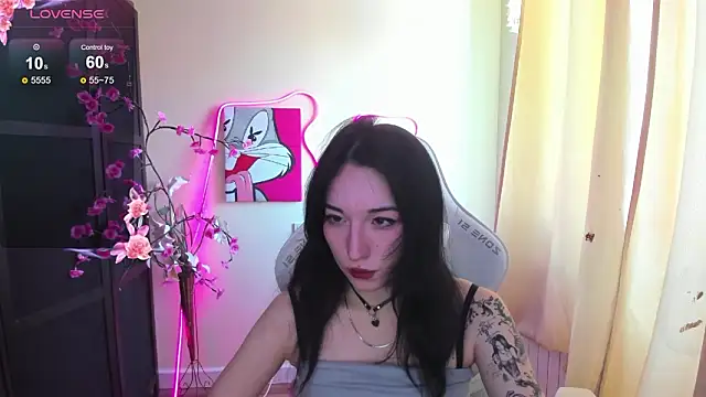 AliceeinWonderlanddd online show from 02-03-26, 06:22