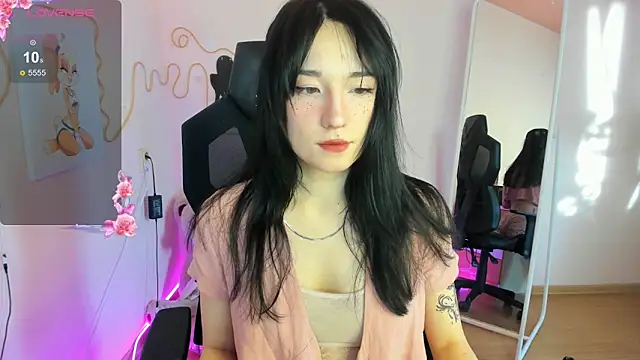 AliceeinWonderlanddd online show from 02-28-26, 02:44