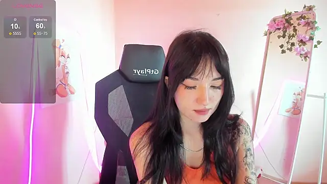 AliceeinWonderlanddd online show from 07-18-26, 02:53