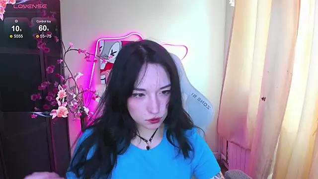 AliceeinWonderlanddd online show from 02-03-26, 02:53