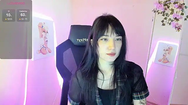 AliceeinWonderlanddd online show from 07-14-26, 02:38