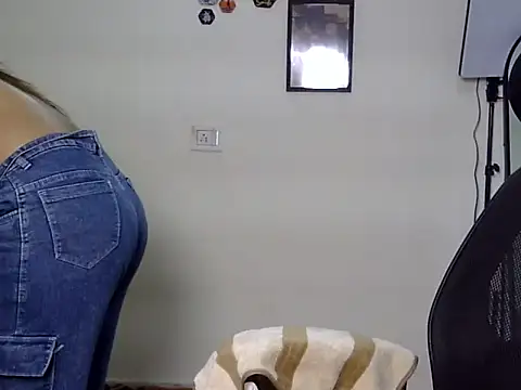 Curvy Natasha online show from 02-06-26, 08:32