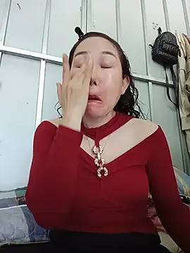 Ana-love2026 online show from 05-12-26, 01:57