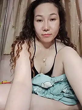 Snapshot of Ana-love2026 chatting on 06-04-26, 02:44 Ana-love2026 online show from 06-04-26, 02:44