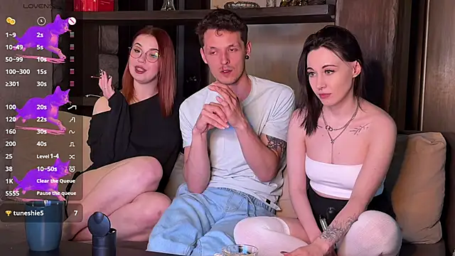 Three Some Dream online show from 05-02-26, 06:57