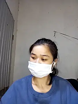 Daisy-lusia2026 online show from 04-14-26, 02:44