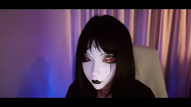 NoirLiliyaa online show from 02-11-26, 07:58