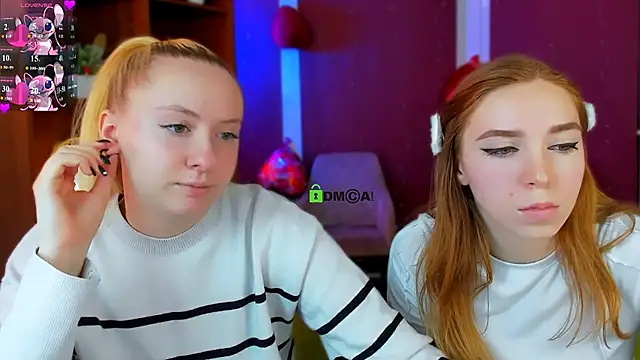 Snapshot of stella_flower chatting on 02-11-26, 01:11 stella flower online show from 02-11-26, 01:11