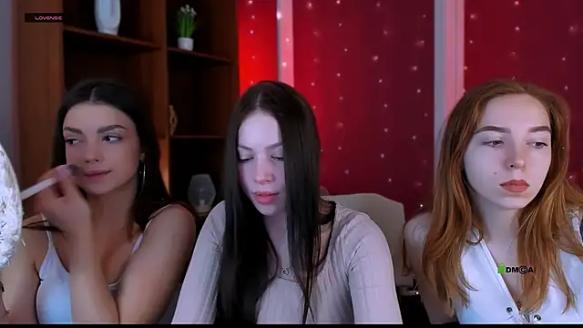 Snapshot of stella_flower chatting on 02-08-26, 06:33 stella flower online show from 02-08-26, 06:33