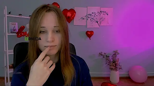 eira mouse online show from 02-14-26, 09:31