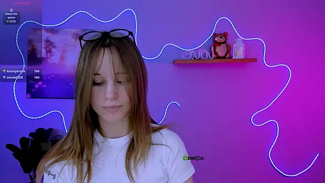 eira mouse online show from 03-01-26, 01:00