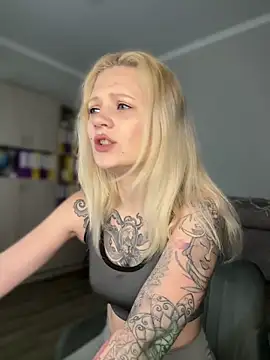 BlondeDoll  online show from 02-27-26, 05:18