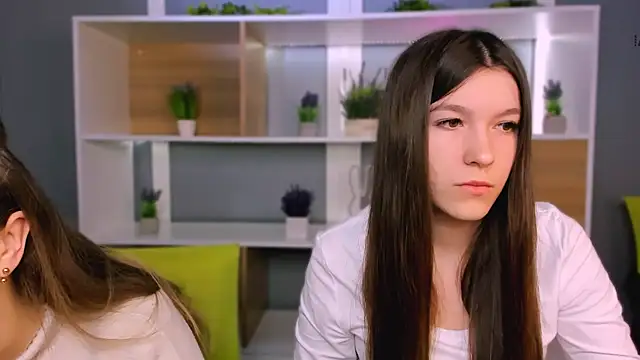 Snapshot of elis_sunny chatting on 02-27-26, 06:02 elis sunny online show from 02-27-26, 06:02