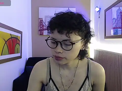 Snapshot of samantta_ink chatting on 02-25-26, 01:44 samantta ink online show from 02-25-26, 01:44