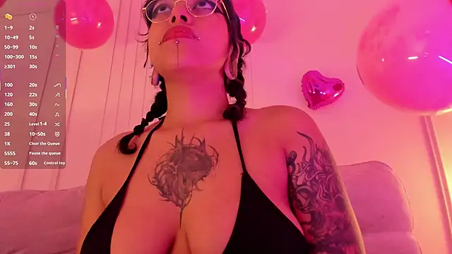 Amyy Carter online show from 05-13-26, 12:01