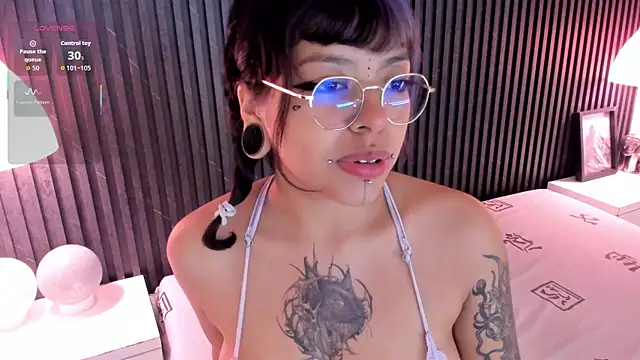 Snapshot of Amyy_Carter chatting on 02-21-26, 12:07 Amyy Carter online show from 02-21-26, 12:07