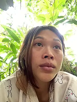 Snapshot of Emxinhka1 chatting on 05-15-26, 06:11 Emxinhka1 online show from 05-15-26, 06:11